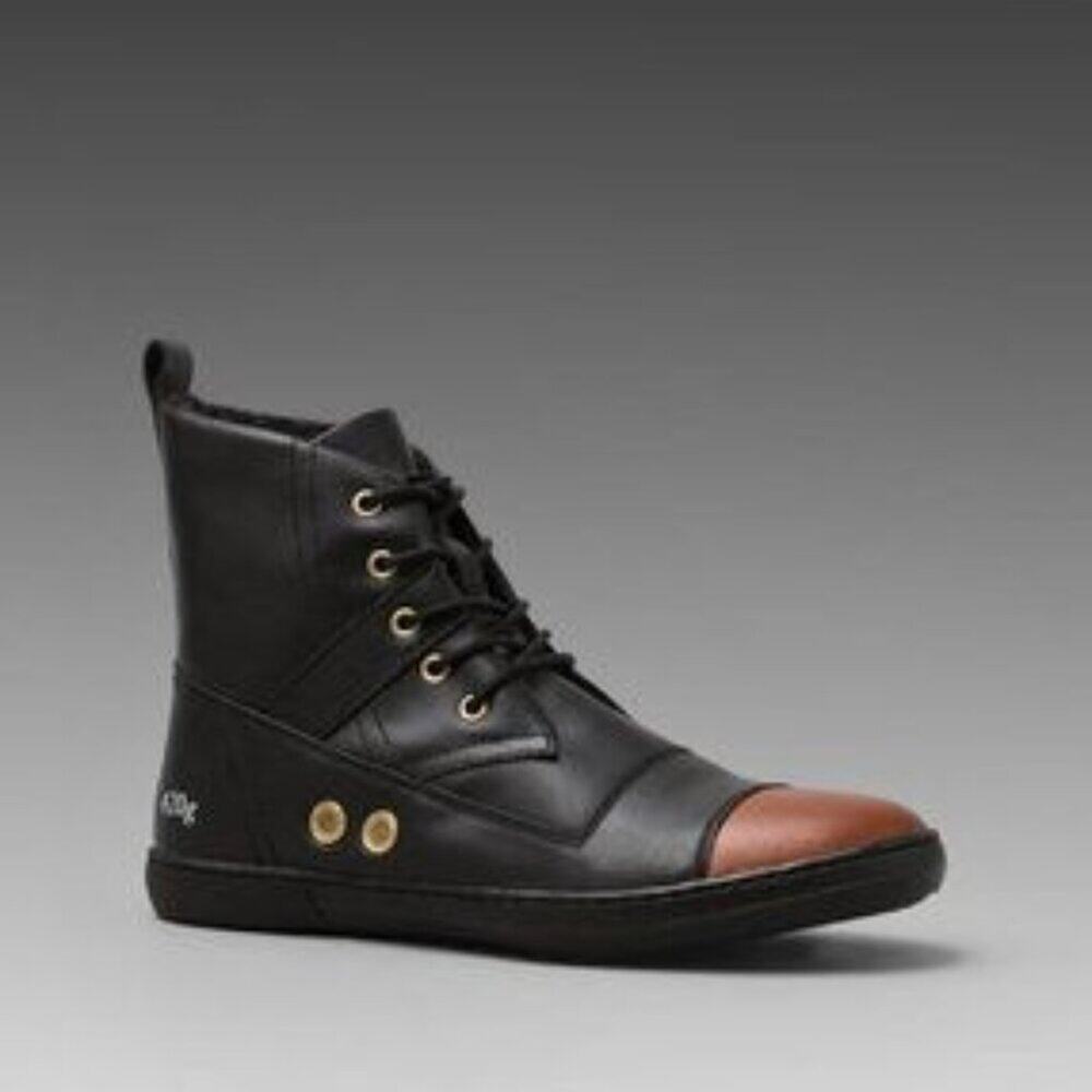 Gram 420g Full Grain Leather Pile
